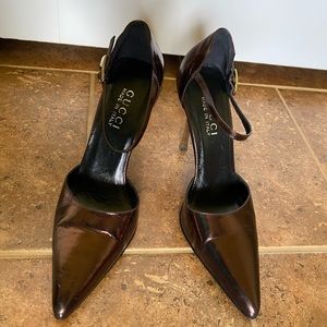 Authentic Gucci Pumps